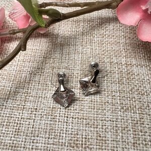 VINTAGE Classic Silver Crystal Drop Minimalist Diamond Earrings